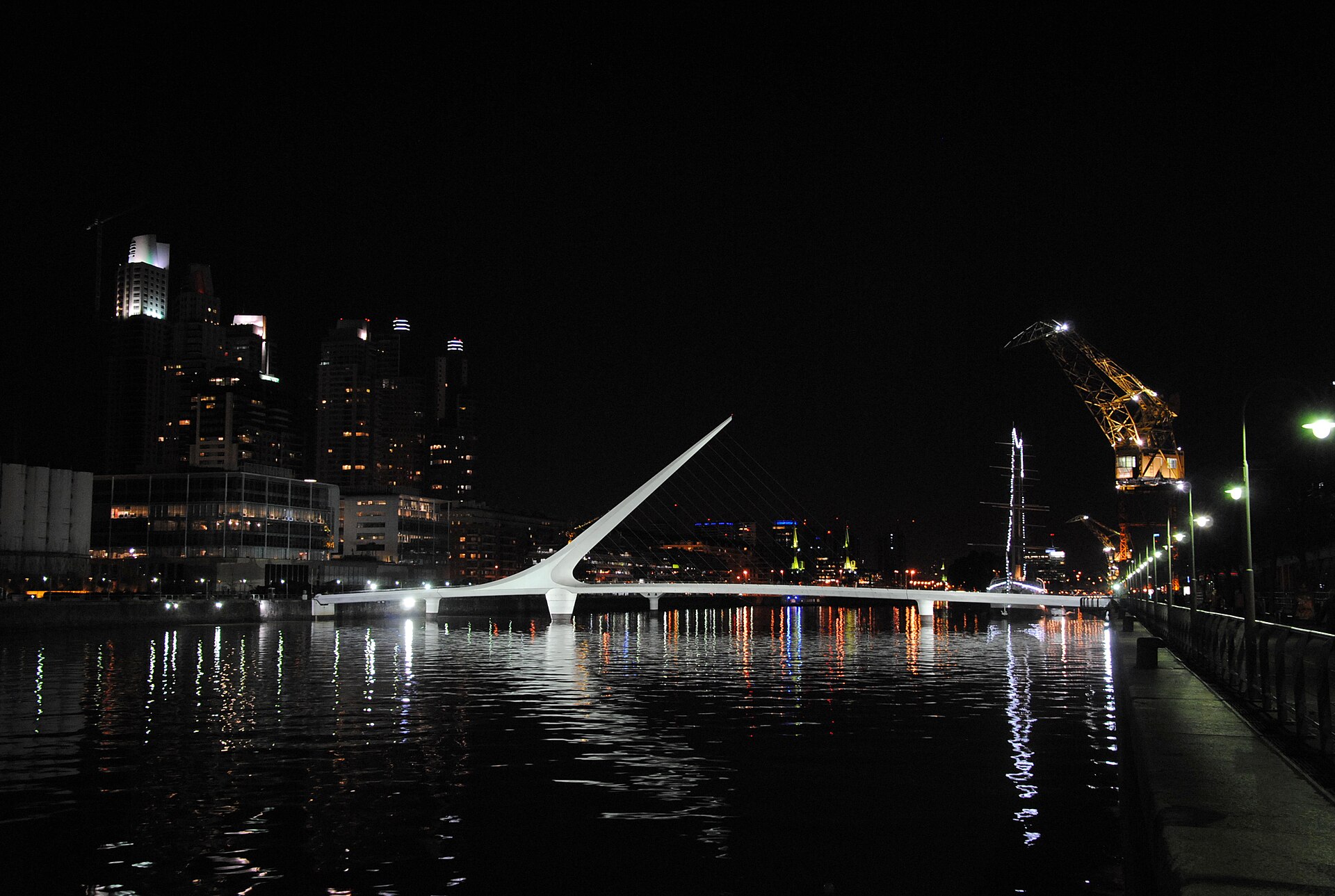 Puente de la Mujer, Puerto Madero